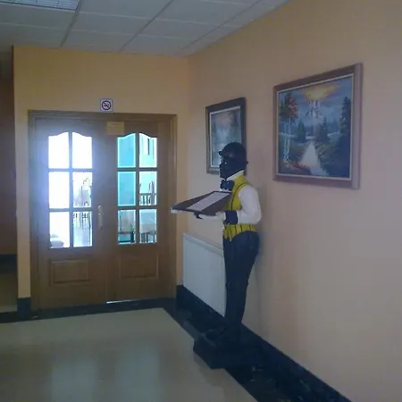 Quinfer Ξενοδοχείο 2*